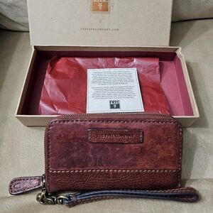 NWT Frye Michelle Wristlet